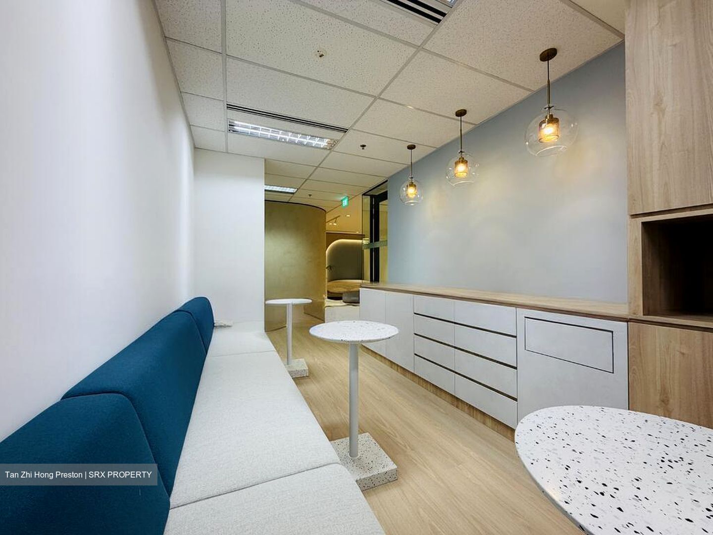 Robinson 112 (D1), Office #523602581
